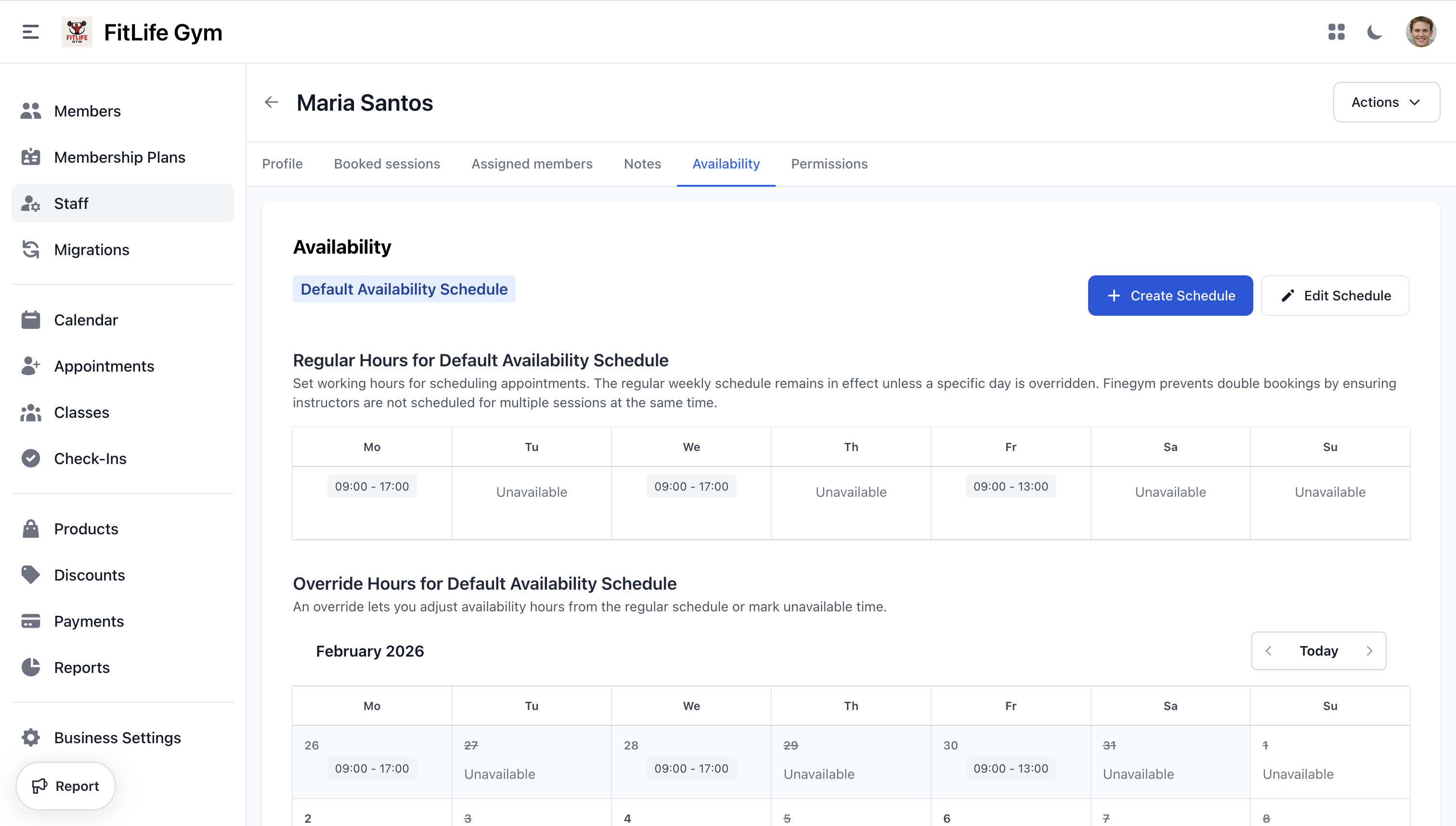 Set gym trainer working hours and availability for appointment booking